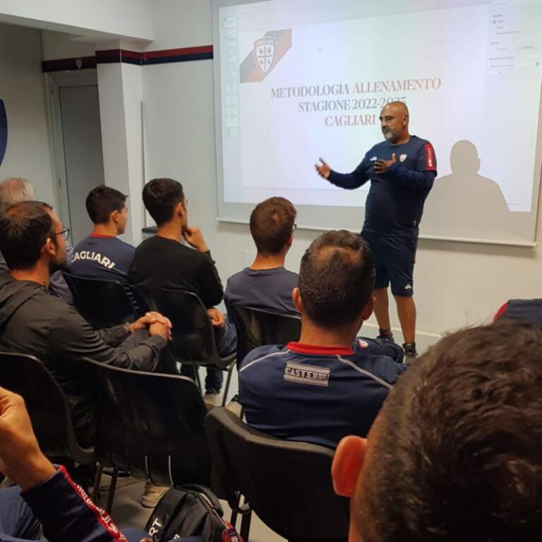 Fabio Liverani incontra gli allenatori del settore giovani del Cagliari