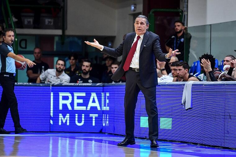 Sergio Scariolo durante Dinamo Sassari-Virtus Bologna | Foto Luigi Canu