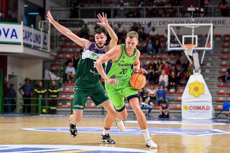 Eimantas Bendzius in Dinamo-Malaga di Champions | Foto Luigi Canu