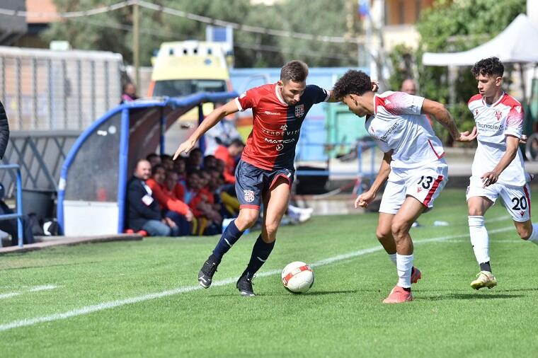 Matteo Liviero in Torres-Vis Pesaro della passata stagione | Foto Alessandro Sanna