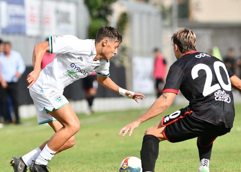 Boganini, attaccante dell'Olbia | Foto Sandro Giordano