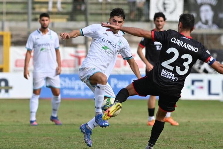 Zanchetta, centrocampista dell'Olbia | Foto Sandro Giordano