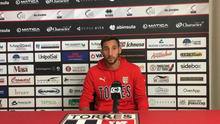 Matteo Liviero della Torres nella sala stampa del Vanni Sanna