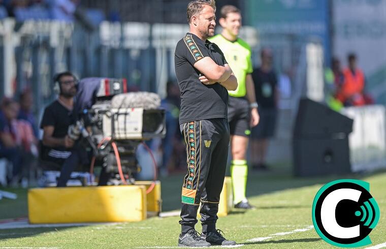 Il mister del Venezia Javorcic in Cagliari-Venezia | Foto Gianluca Zuddas.