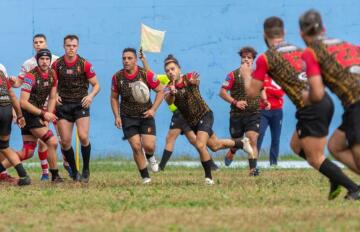 Un'apertura del Rugby Capoterra