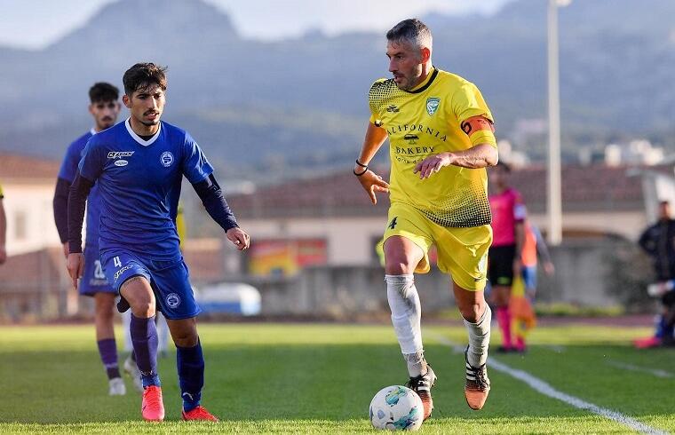 Bonacquisti dell'Arzachena contro il Portici | Foto Arzachena Calcio