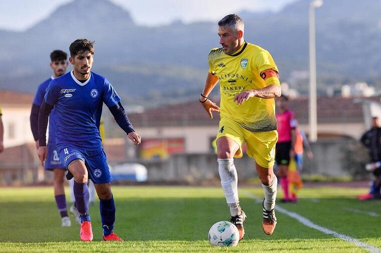 Bonacquisti dell'Arzachena contro il Portici | Foto Arzachena Calcio