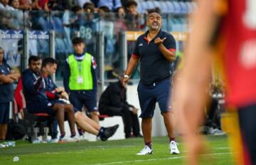 Fabio Liverani durante Cagliari-Pisa | Foto Luigi Canu