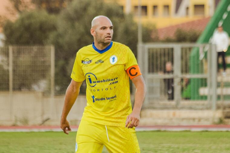 Davide Moi difensore della Cos