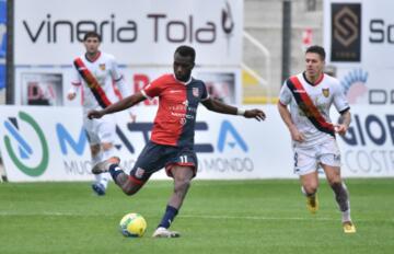 Adama Diakite, attaccante della Torres | Foto Alessandro Sanna