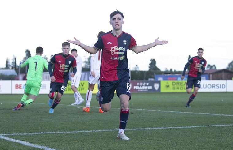 Un'esultanza di Michele Carboni, centrocampista del Cagliari Primavera | Foto Cagliari Calcio/Valerio Spano