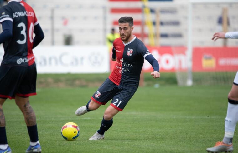 Giancarlo Lisai, centrocampista della Torres | Foto Alessandro Sanna