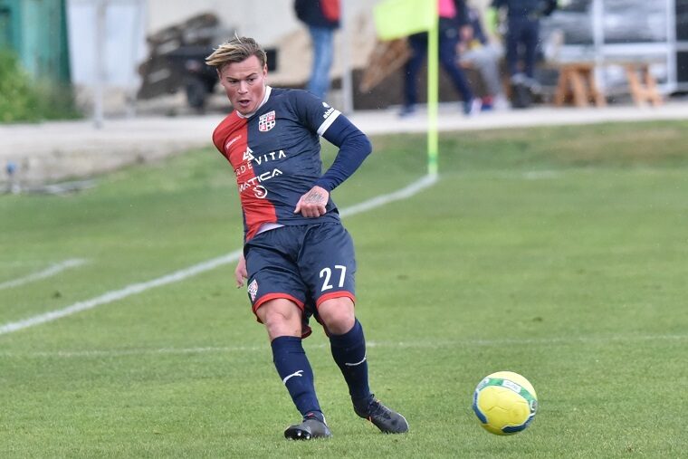 Filippo Lora, centrocampista della Torres | Foto Alessandro Sanna