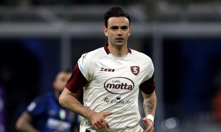 Ivan Radovanovic con la maglia della Salernitana