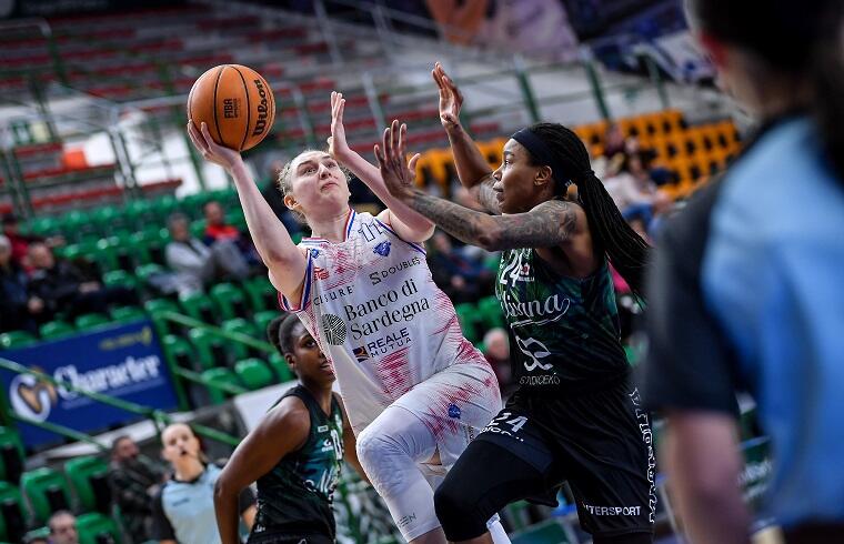 Anna Makurat in Dinamo Sassari-Molisana Campobasso | Foto Luigi Canu