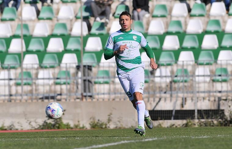 Cristian Sosa durante Arzachena - Pomezia | Foto Emanuele Perrone - Arzachena Costa Smeralda