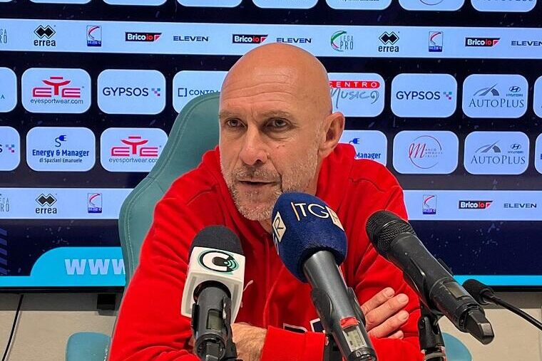 Stefano Sottili nella sala stampa del Nespoli