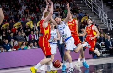 Marco Spissu in azione contro la Spagna | Foto Fiba