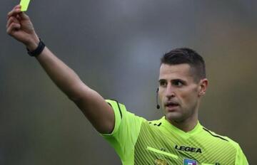 L'arbitro Daniele Perenzoni di Rovereto