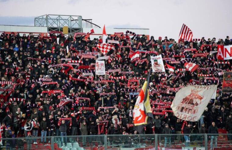 Tifosi Ancona, foto Facebook Ancona Calcio