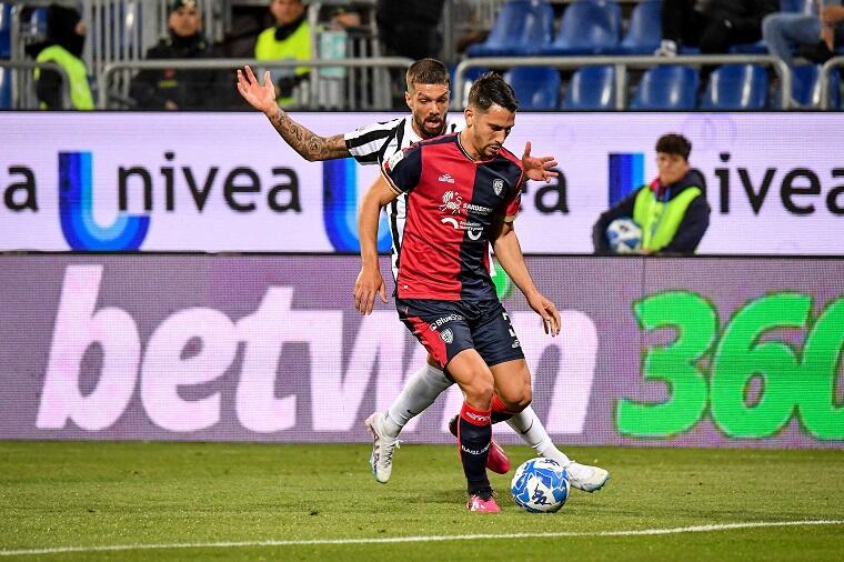 Edoardo Goldaniga durante Cagliari-Ascoli | Foto Luigi Canu