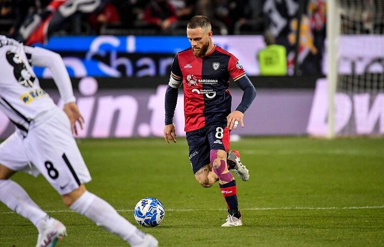 Nahitan Nandez durante Cagliari-Ascoli | Foto Luigi Canu