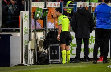 Gianpiero Miele nel corso della On Field Review durante Cagliari-Ascoli | Foto Luigi Canu