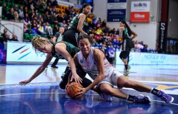 Sam Thomas durante Dinamo Woman-Magnolia Campobasso | Foto Luigi Canu