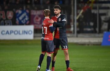 Riccardo Pinna e Filippo Lora giocatori della Torres | Foto Alessandro Sanna