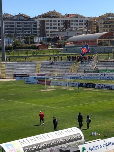 I tifosi dell'Ancona in trasferta al Vanni Sanna di Sassari