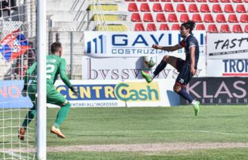 L'azione della rete di Saporiti in Torres-Ancona | Foto di Alessandro Sanna