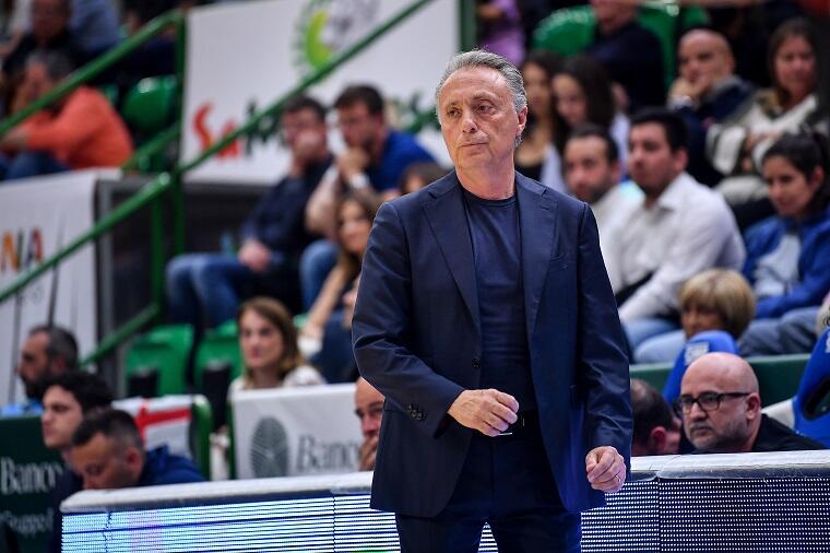 Piero Bucchi durante Banco di Sardegna Dinamo Sassari - Unahotels Reggio Emilia | Foto Luigi Canu