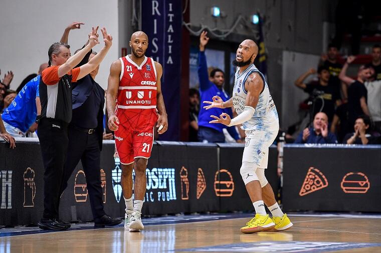 Chris Dowe durante Banco di Sardegna Dinamo Sassari - Unahotels Reggio Emilia | Foto Luigi Canu
