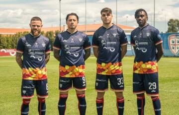 Cagliari-Maglia-Speciale-SantEfisio-2023