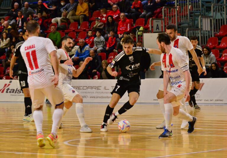 Lorenzo Etzi Italservice Pesaro-360 GG Monastir