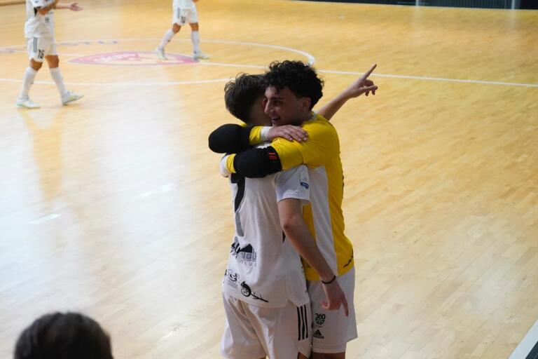 Francesco Cara e Lorenzo Etzi festeggiano in 360 GG Monastir-Came Dosson | Foto Archivio 360 GG Monastir