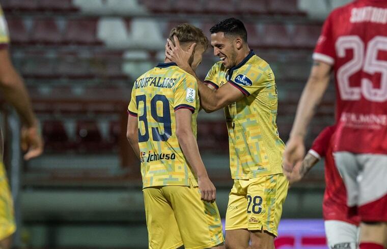 Kourfalidis e Zappa durante la sfida contro il Perugia | Foto Valerio Spanu Cagliari Calcio