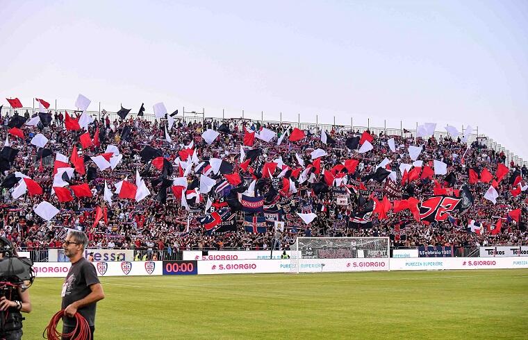 La Curva Nord dell'Unipol Domus prima della gara tra Cagliari e Venezia | Foto Luigi Canu