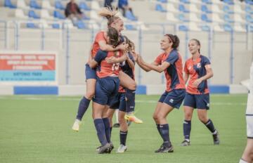 Torres Femminile che esulta dopo un gol | Foto di Beatrice Cirronis