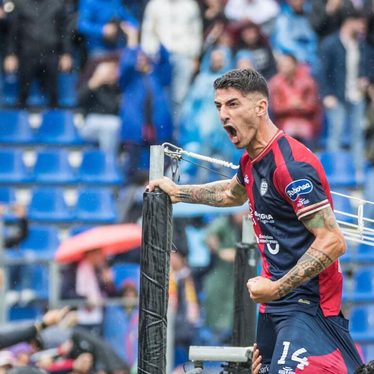 L'esultanza di Alessandro Deiola dopo il gol al Palermo | Foto Valerio Spano/Cagliari Calcio