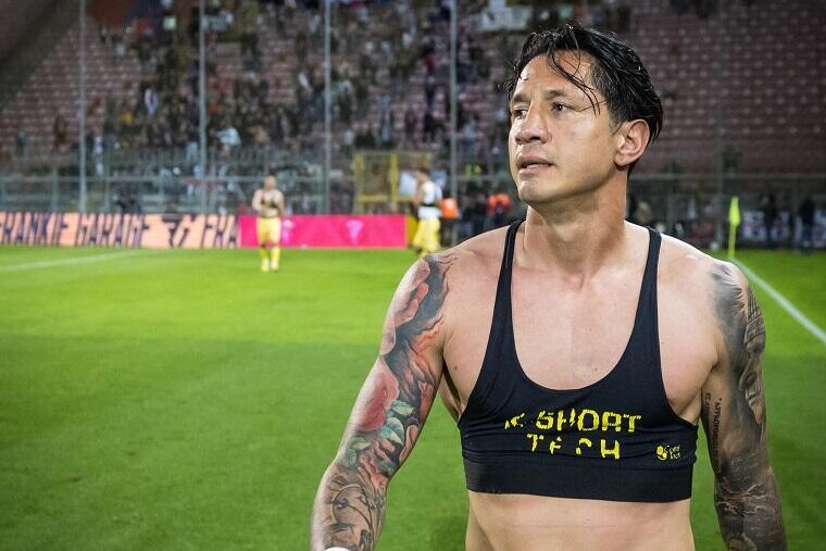 Lapadula al termine della sfida contro il Perugia | Foto di Valerio Spano/Cagliari Calcio