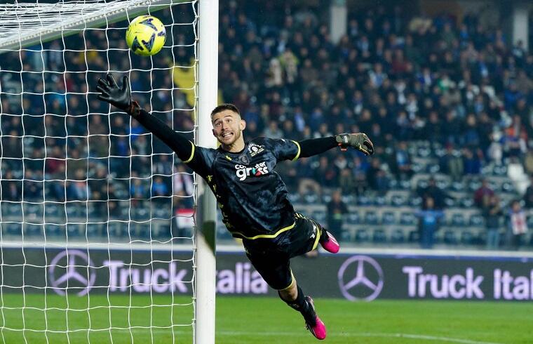 Guglielmo Vicario con la maglia dell'Empoli