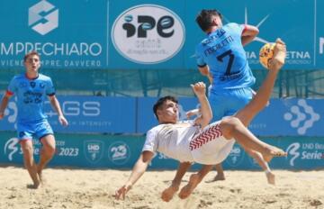 Uno scatto della sfida tra la Sambenedettese e il Cagliari Beach Soccer | Foto LND Beach Soccer