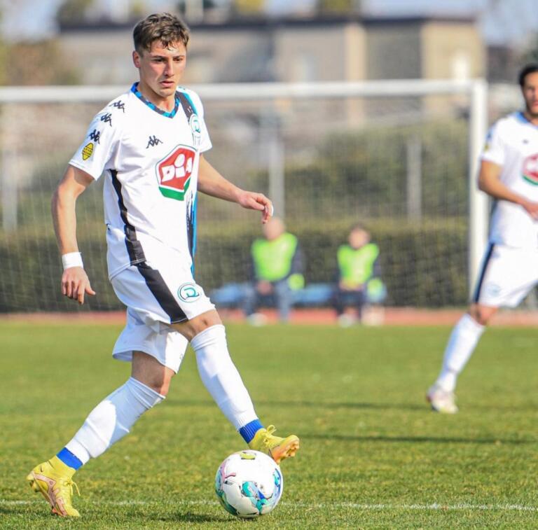 Patricio Goglino in azione con la maglia del Desenzano