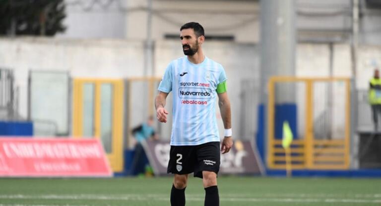 Riccardo Idda con la maglia della Virtus Francavilla