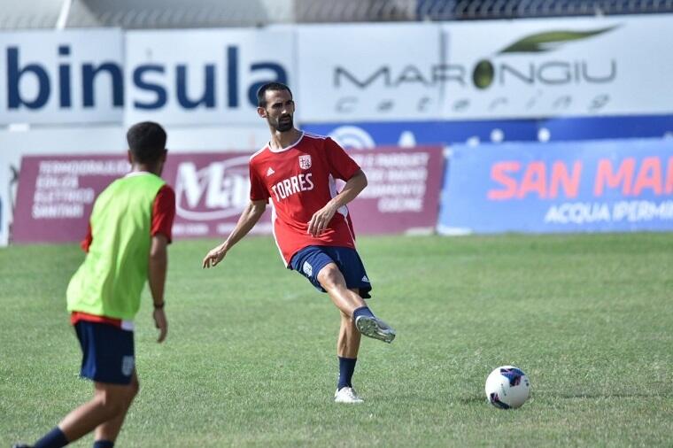 Riccardo Idda difensore della Torres | Foto Alessandro Sanna