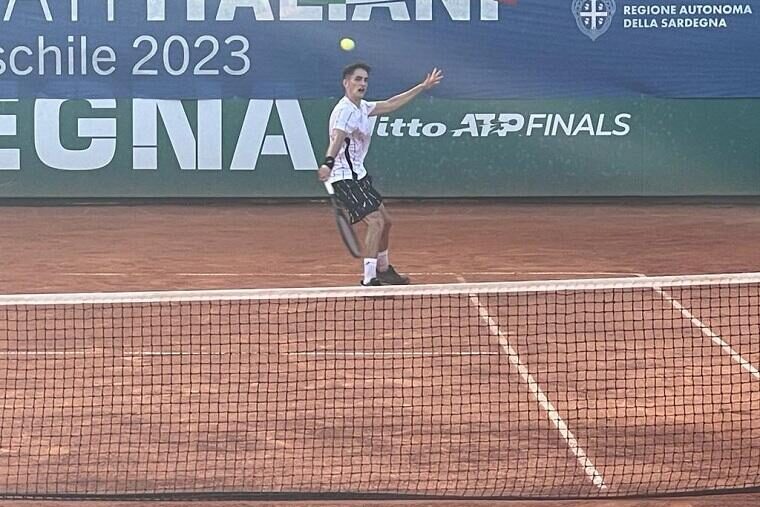 L'atleta sassarese Gianluca Sarais durante la sua prima gara