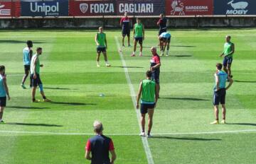 Claudio Ranieri durante il primo allenamento mattutino nel ritiro di Chatillon-Saint Vincent