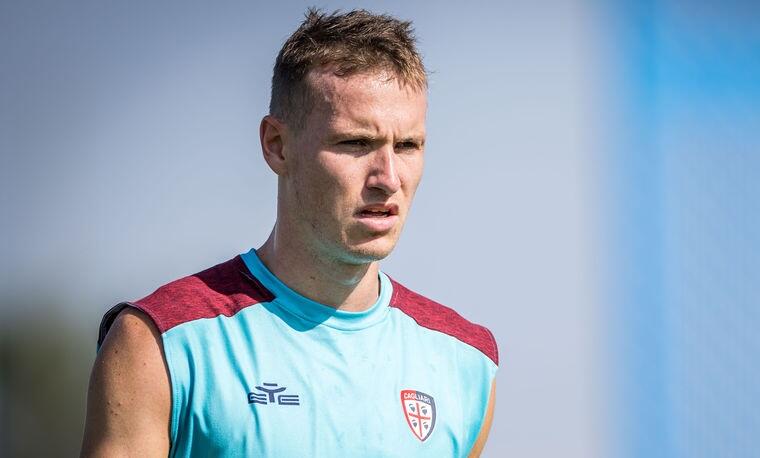 Jakub Jankto, centrocampista del Cagliari, durante la sua prima seduta di allenamento | Foto Cagliari Calcio