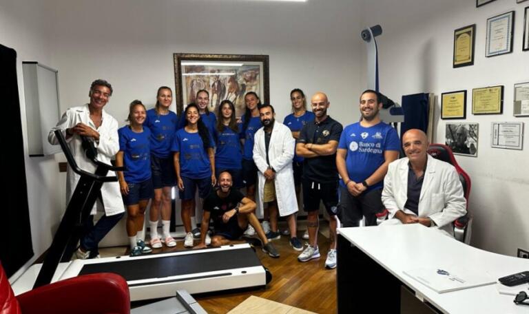 La Dinamo Women in occasione delle visite mediche prima dell'inizio della preparazione | Foto US Dinamo Sassari